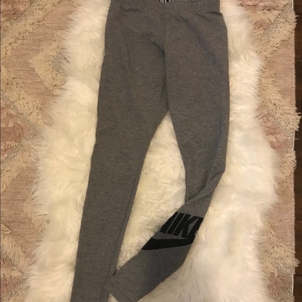 Nike leggings